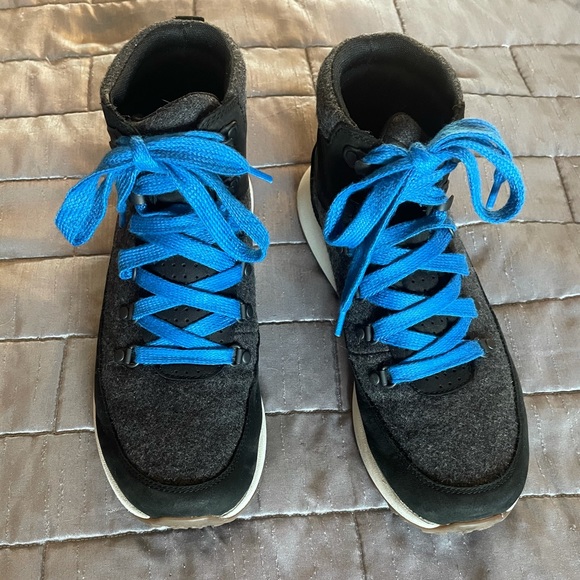 Merrell sporty booties - Picture 1 of 11